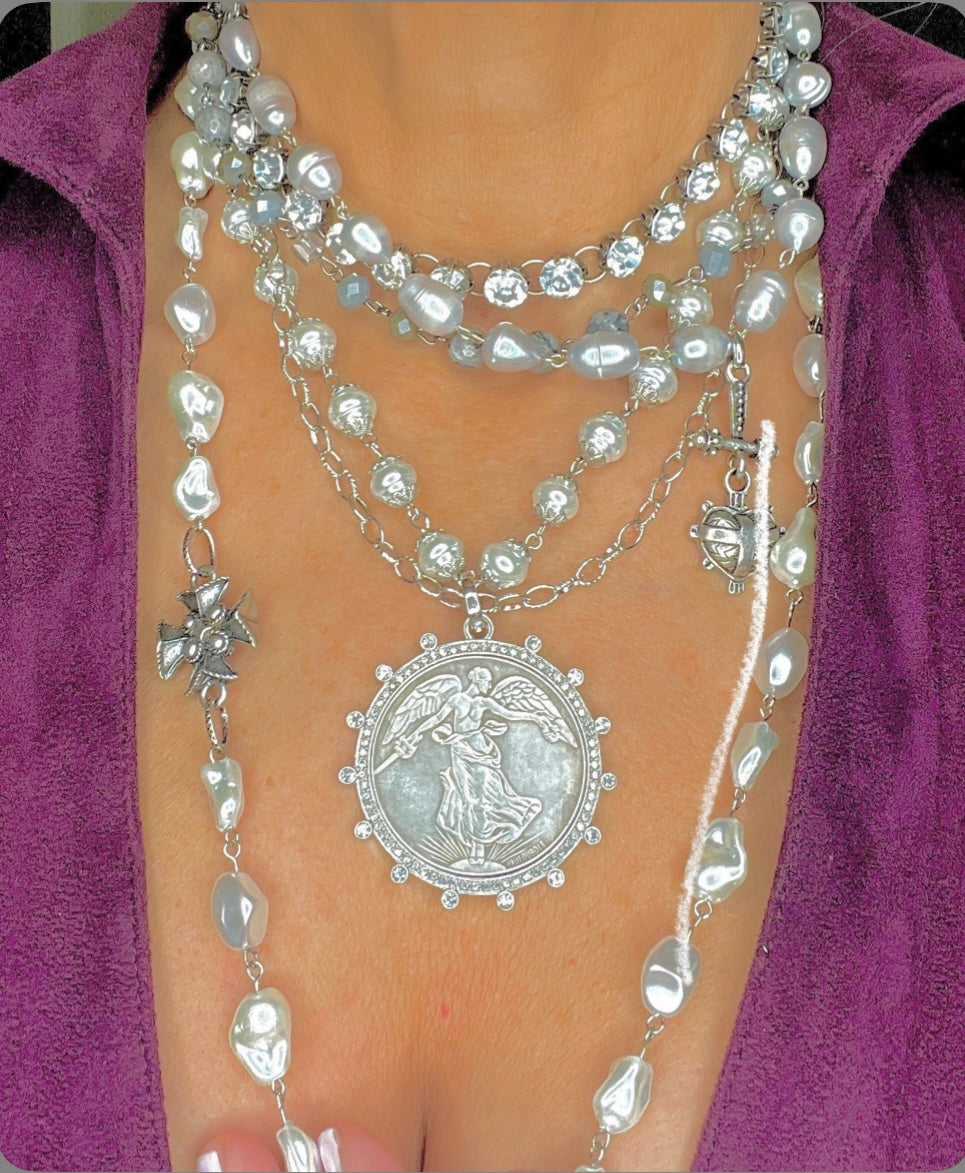 Silver Winged Victoria Four Piece Set