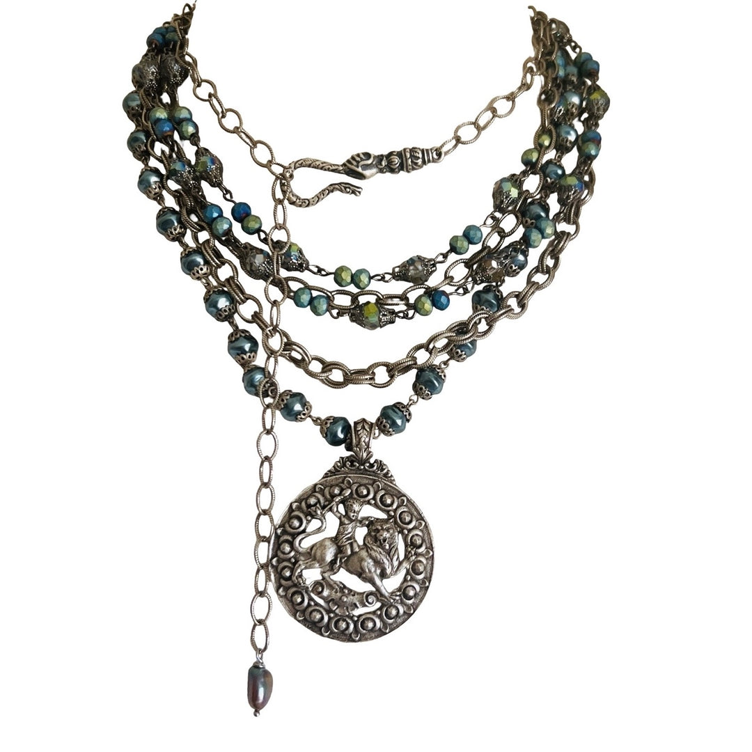 Sadie Vintage Hand Pendant in Antique Silver