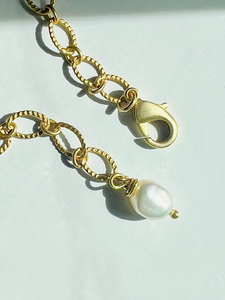 Large White Baroque Pearl Lariat Necklace