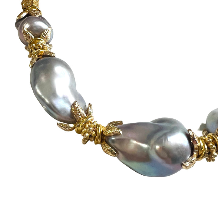 Bella Peacock Baroque Pearl Necklace Choker